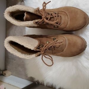 Mudd ankle booties w/fleece cuffs. Comfortable rubber wedged heel